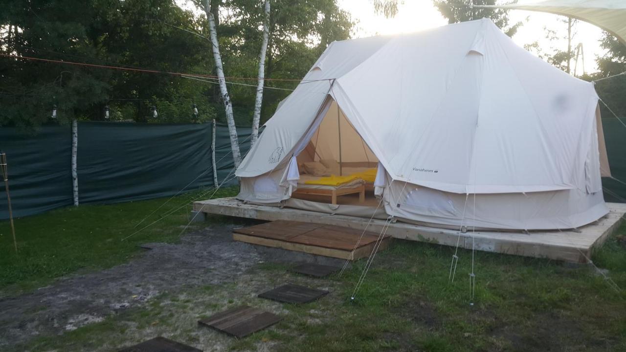 Glamping Z Alpakami Hotel Jankowice  Ngoại thất bức ảnh