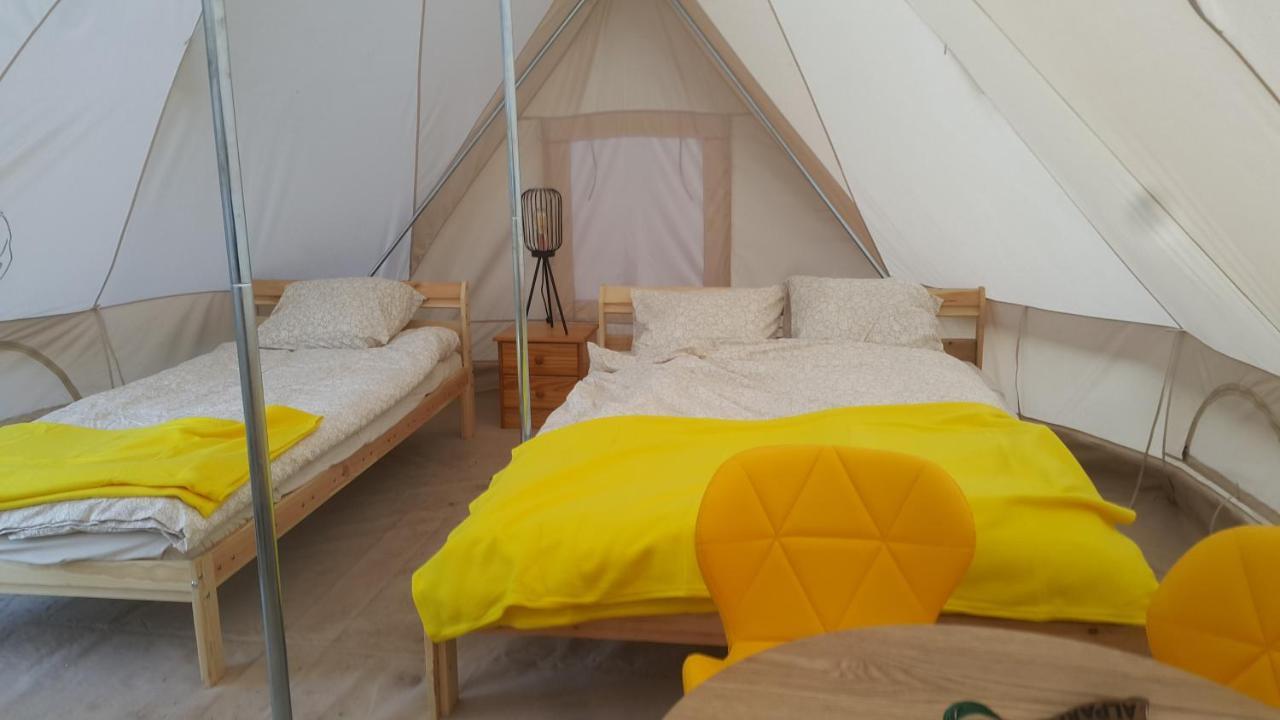 Glamping Z Alpakami Hotel Jankowice  Ngoại thất bức ảnh
