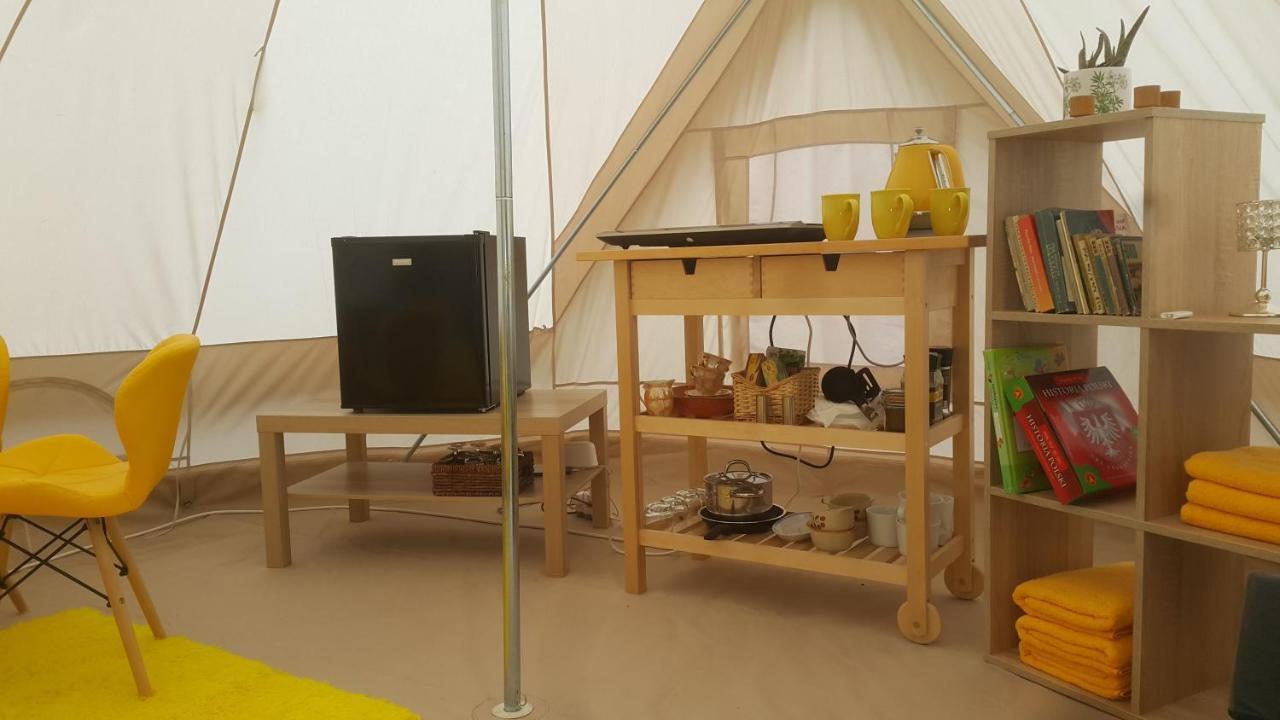 Glamping Z Alpakami Hotel Jankowice  Ngoại thất bức ảnh